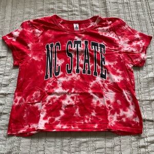NCSU cropped tee